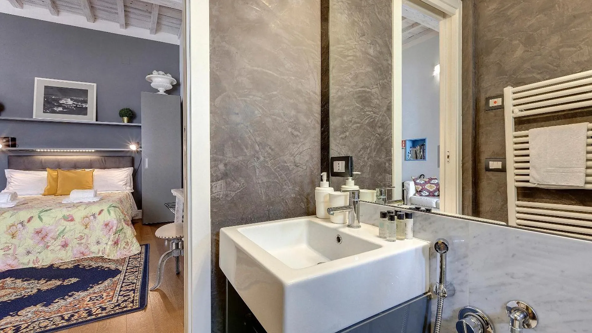 Santo Spirito Studio Flat Florence Apartment